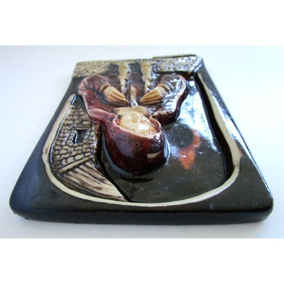 Shalom & Elan Israel Handcrafted Ceramic Plaque Woman Praying - The Peace Center - Picture 5 of 14